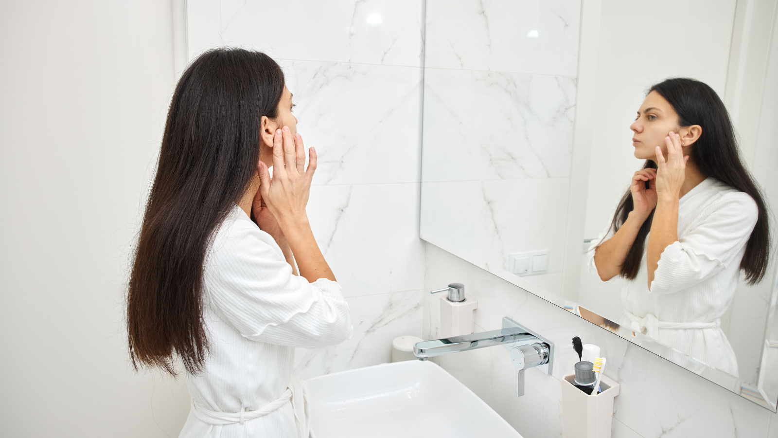 שגרת טיפוח לעור שומני